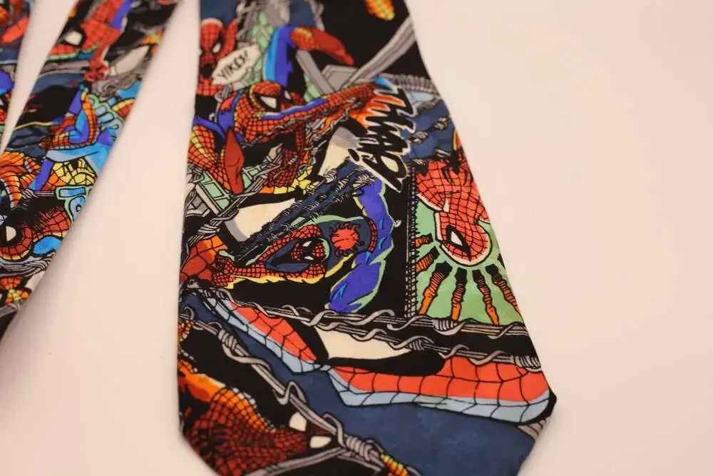 Vintage 1992 Nicole Miller Marvel Spider-Man Comic Print 100% Silk Necktie